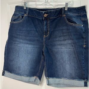 Lane Bryant Bermuda Genius Fit dark denim shorts with raw hem size 24